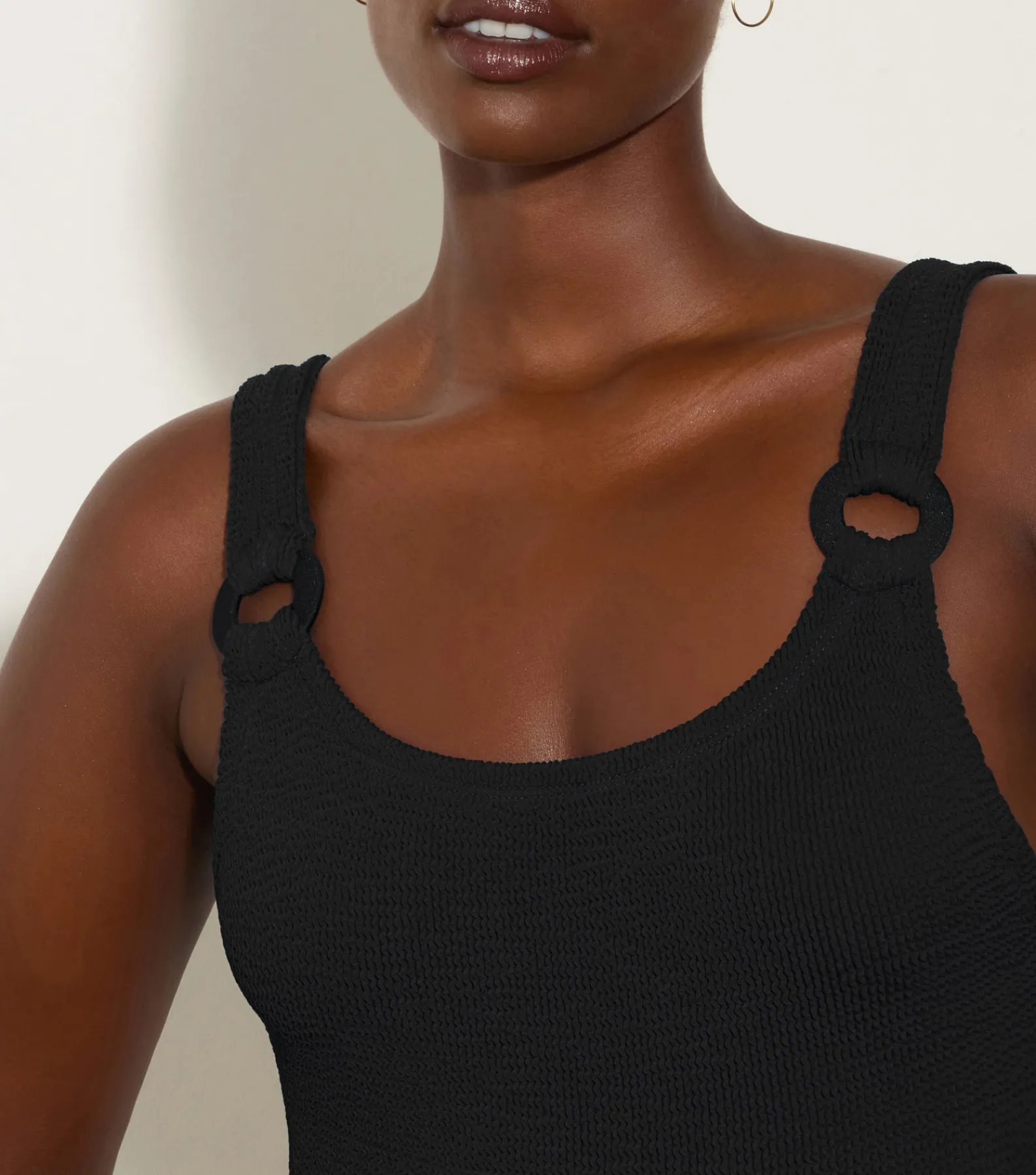 Hunza G Scoop Neck-Domino Swim With Tonal Hoops -